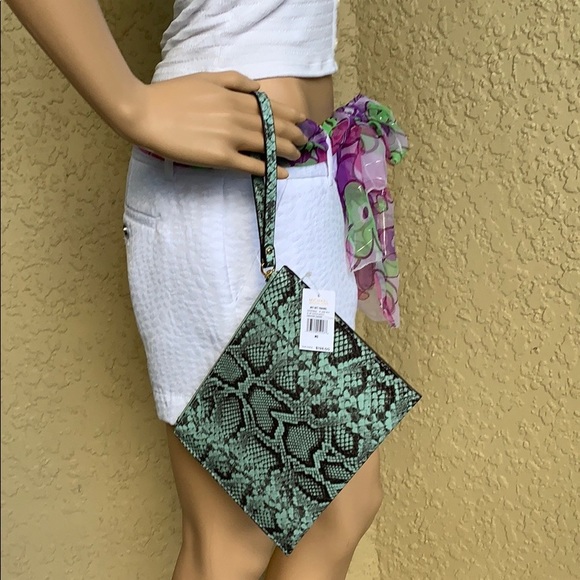 MICHAEL KORS JET SET TRAVEL XL ZIP CLUTCH WRISTLET - Picture 7 of 16